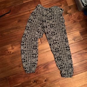 Women’s patterned genie pants